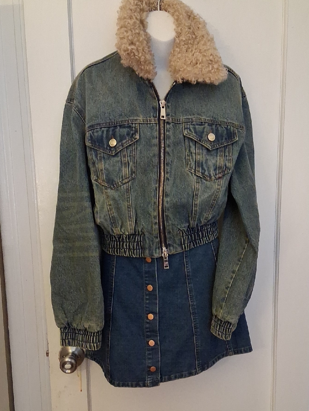 Women's Blue Denim  Padded Jacket with Cream Sherpa Collar Le SHERO M